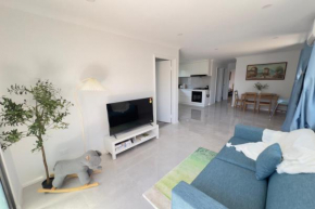 A2-Family friendly 2B1BHouse nr airport backyard&carparking